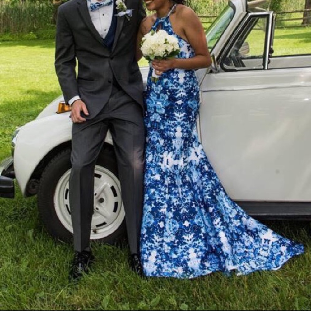 Mermaid Dress / Prom Dress 💙
